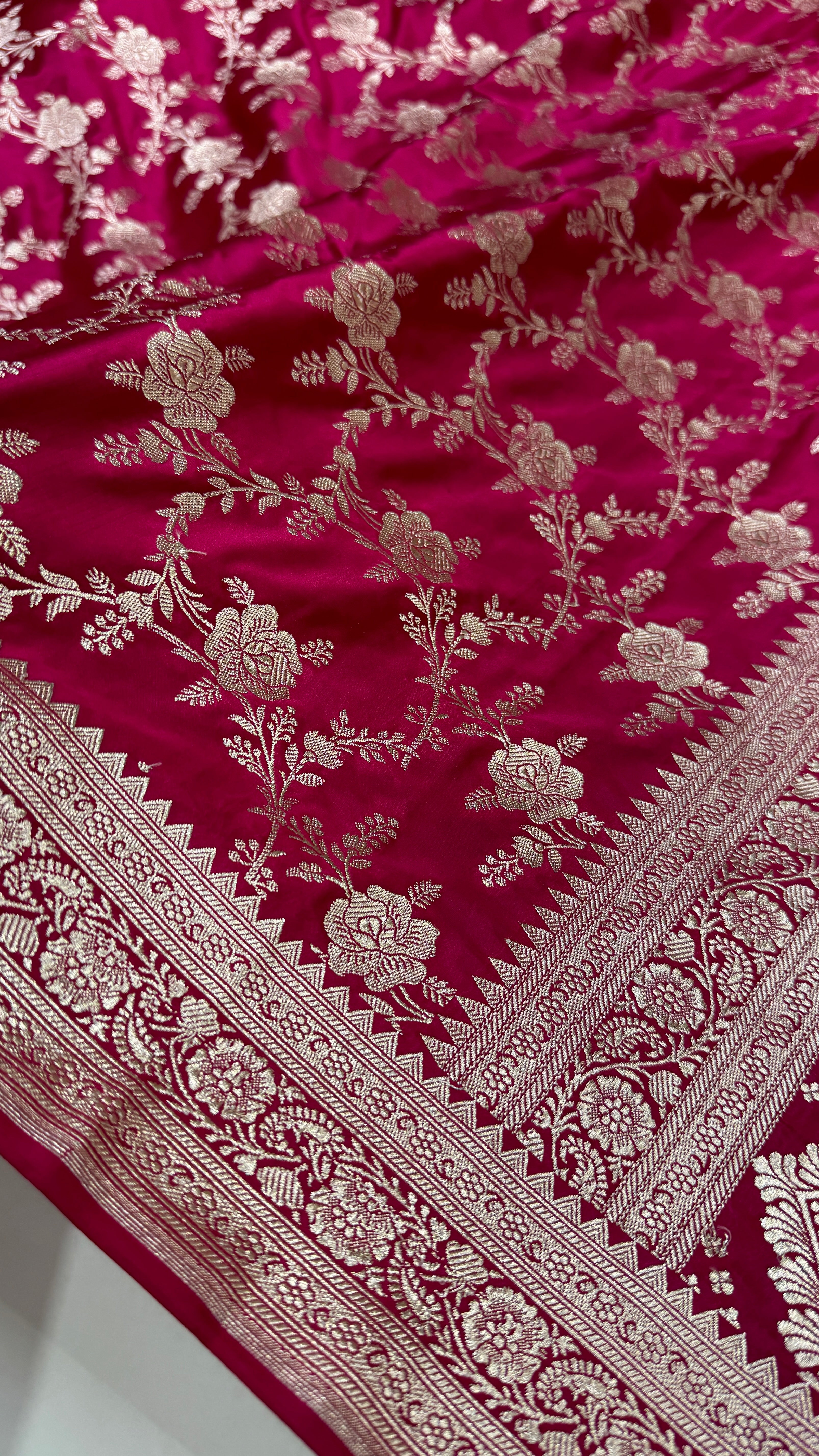 banarasi-6960afd37e