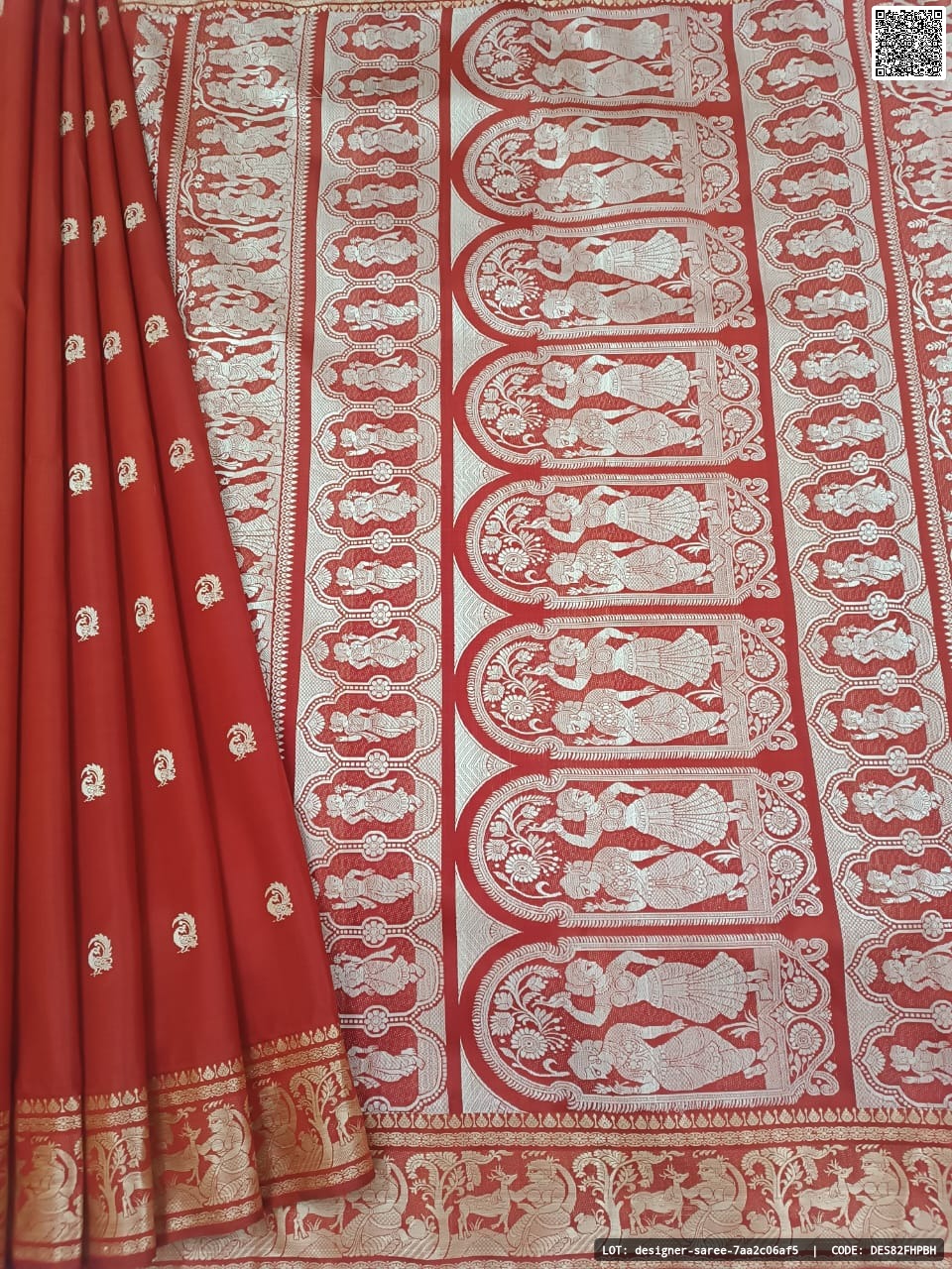 designer-saree-7aa2c06af5