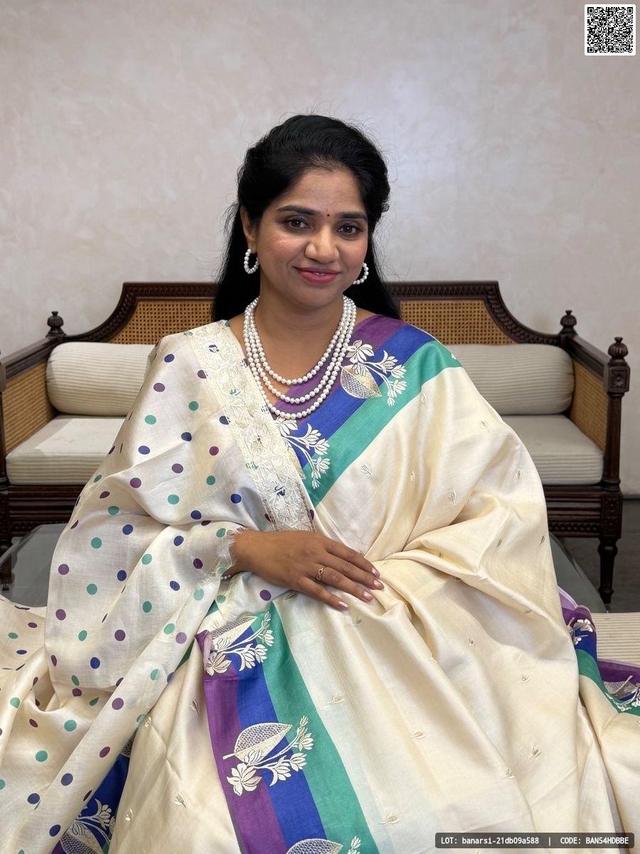 banarsi-21db09a588