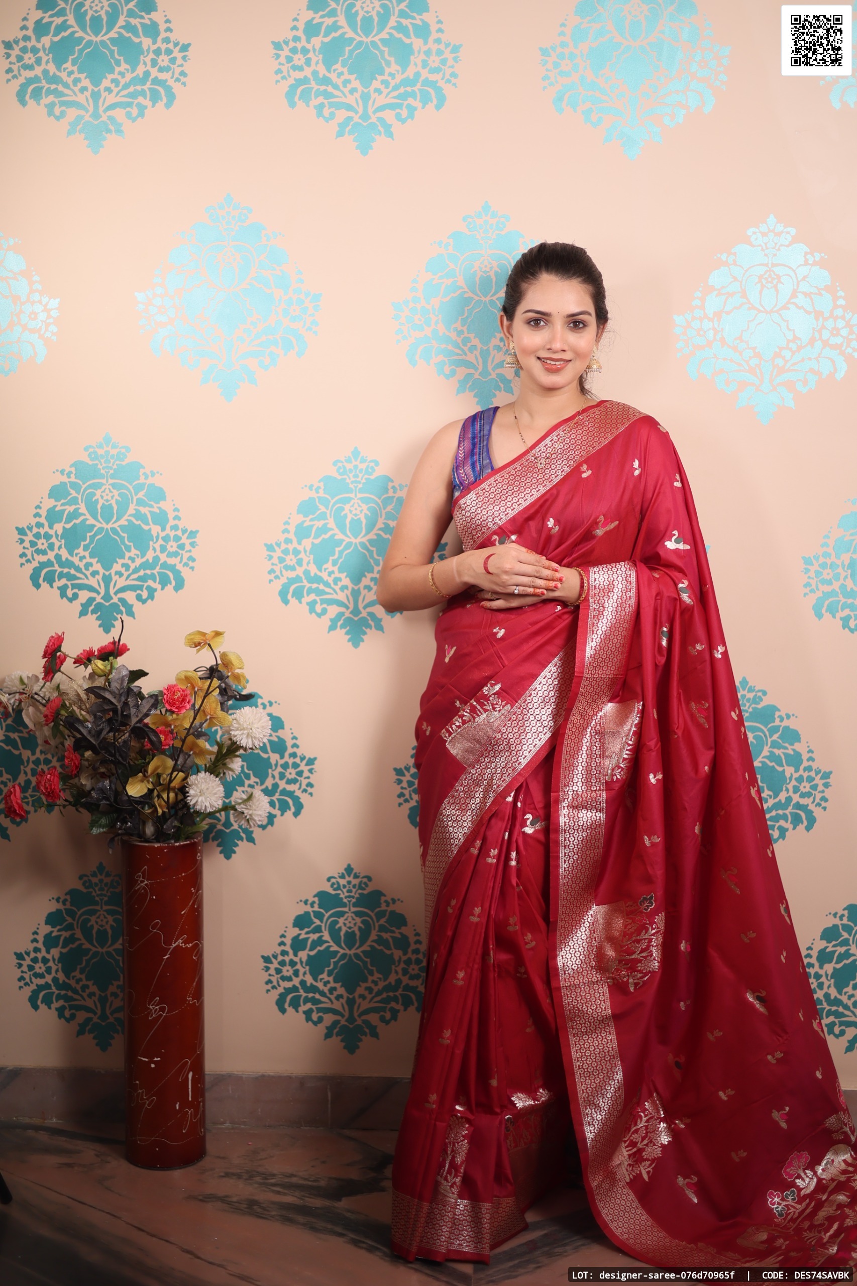 designer-saree-076d70965f