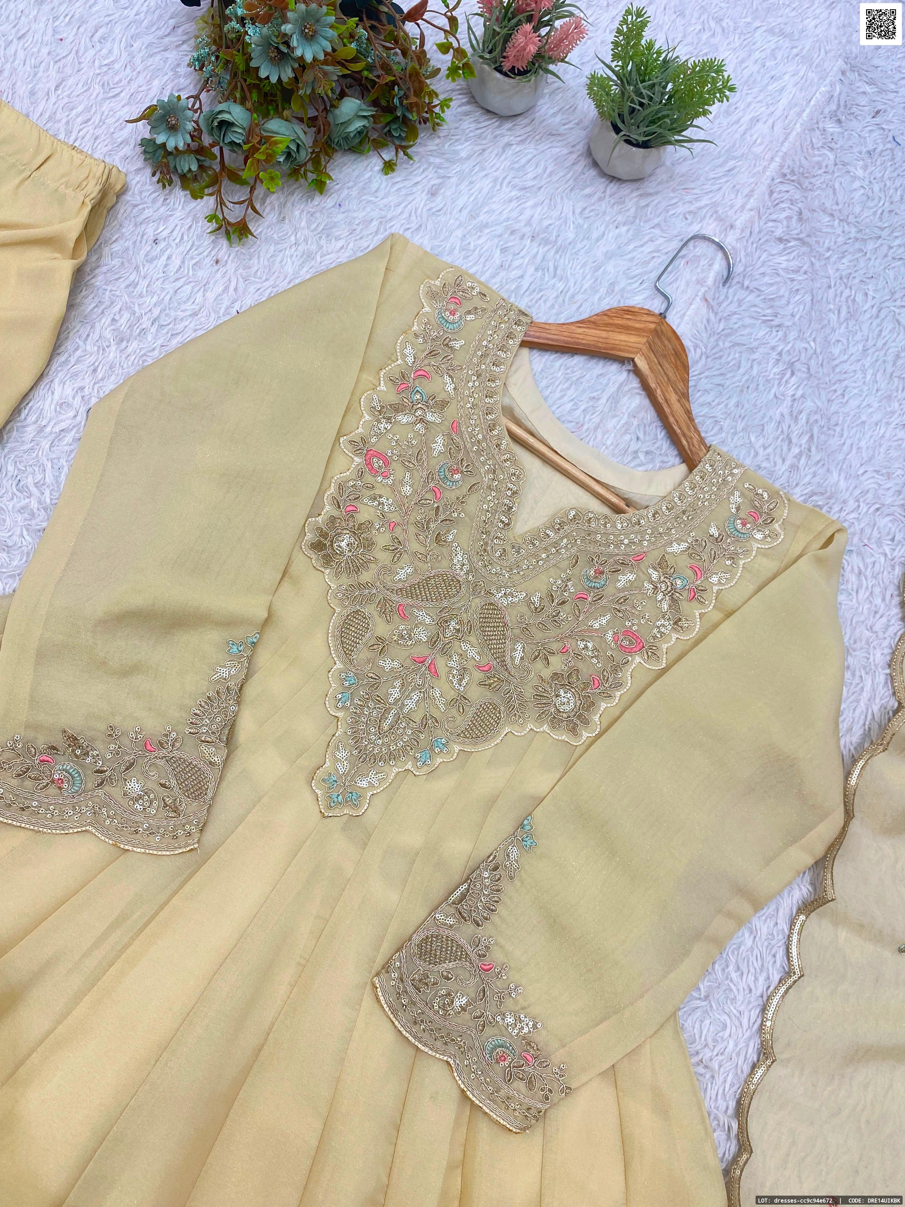 dresses-cc9c94e672