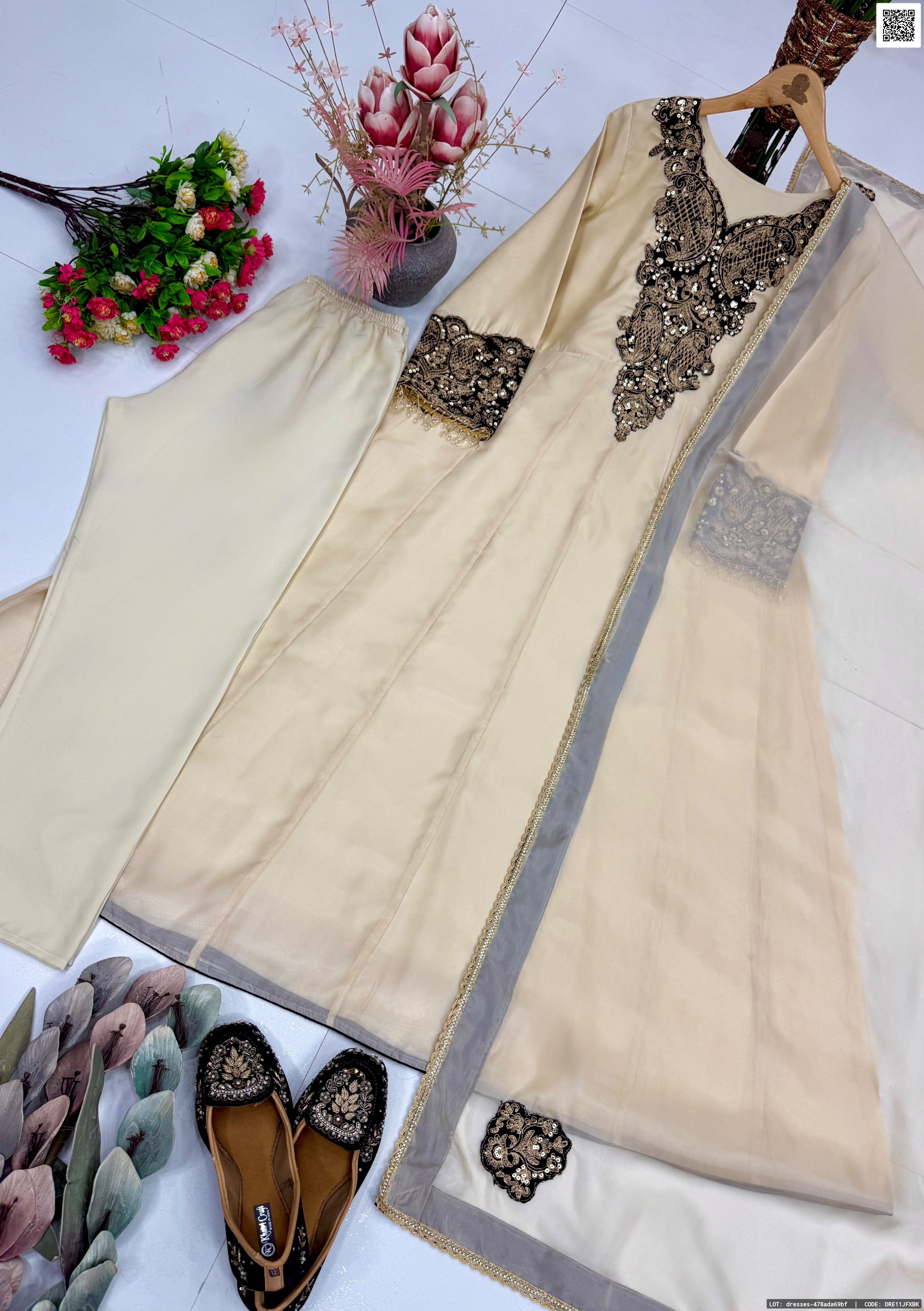 dresses-478ada69bf